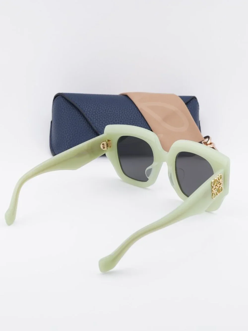Loewe LW40129U 95A Square Sunglasses – Pastel Green\Grey